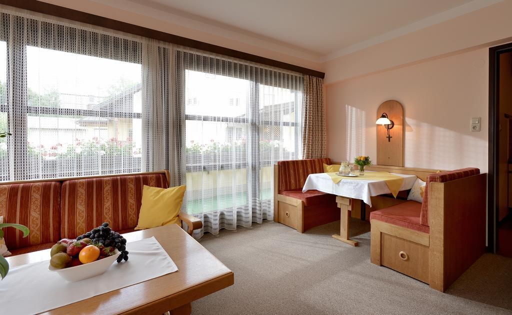 Cafe Rainer Apartment Sankt Johann in Tirol Bagian luar foto
