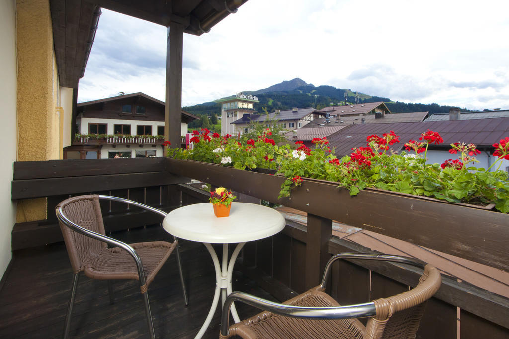 Cafe Rainer Apartment Sankt Johann in Tirol Bagian luar foto