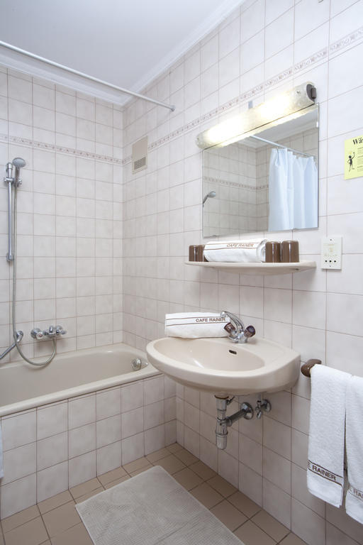 Cafe Rainer Apartment Sankt Johann in Tirol Ruang foto